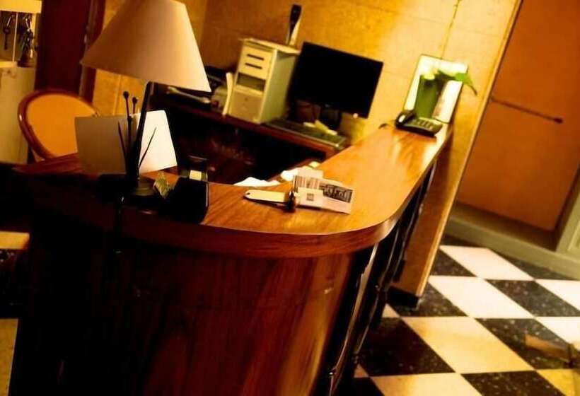 酒店 Le Moderne