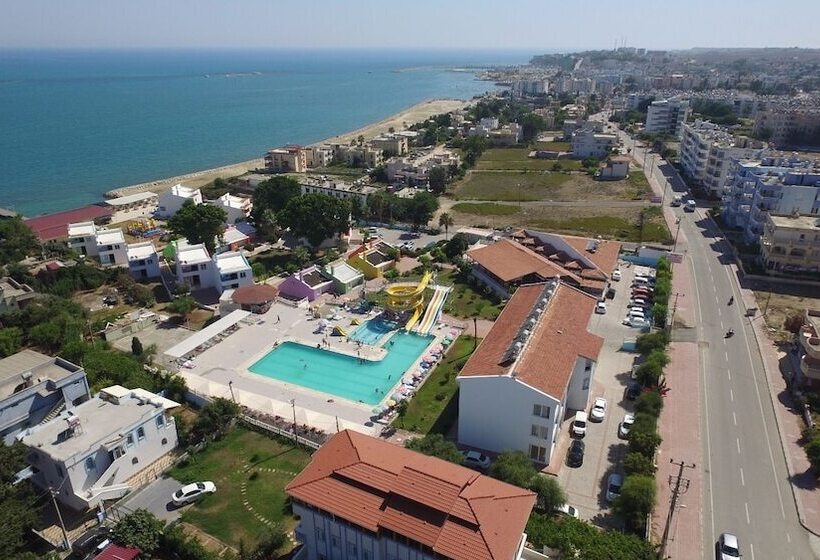 هتل Oykum Tatil Koyu