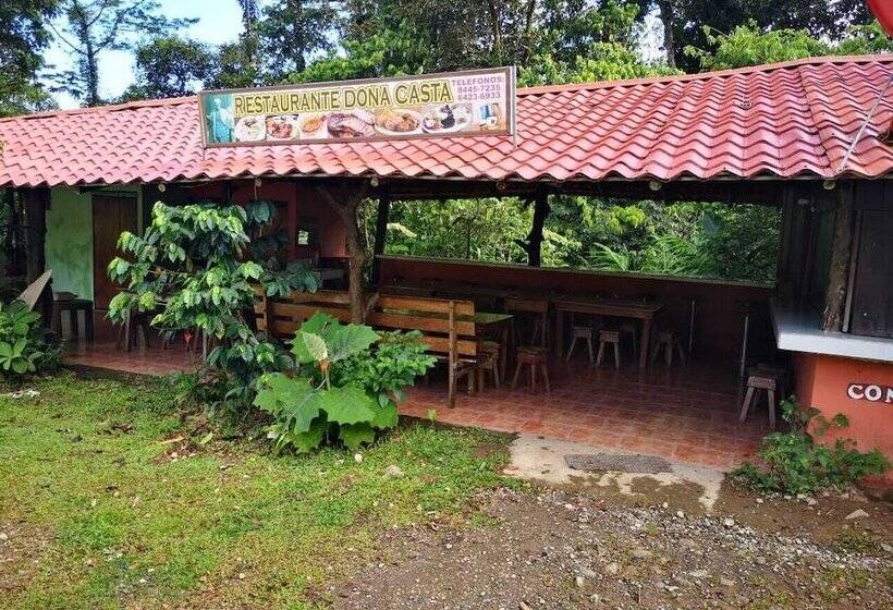 ホテル Rio Celeste Family Lodge