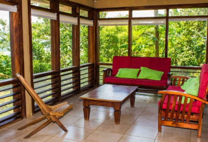 هتل Totoco Ecolodge