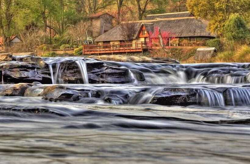 Отель Umzimkulu River Lodge