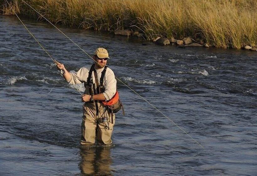 Отель Umzimkulu River Lodge