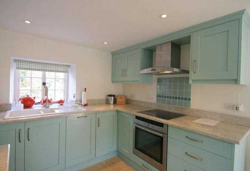 Keen Cottage