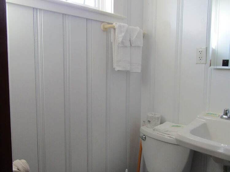 Oceana Cottages
