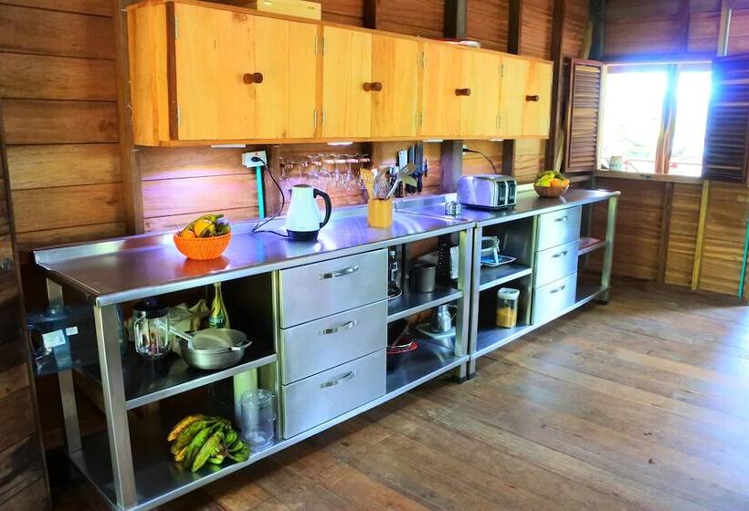 پانسیون Cabaña Kirita