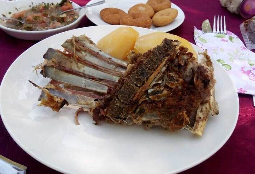 Hostal El Aromo Pensión A Empresas