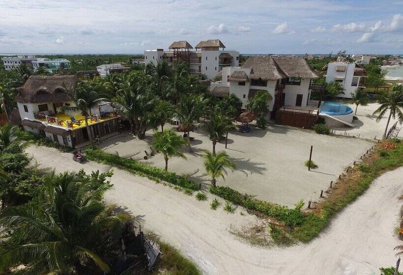 پانسیون Casa Luz Beach Front Holbox