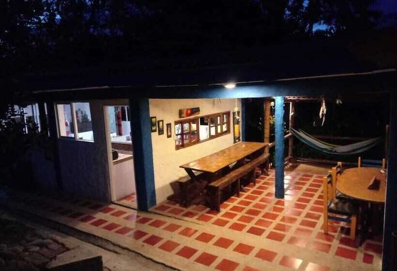 پانسیون Posada Aguanile Finca La Diana