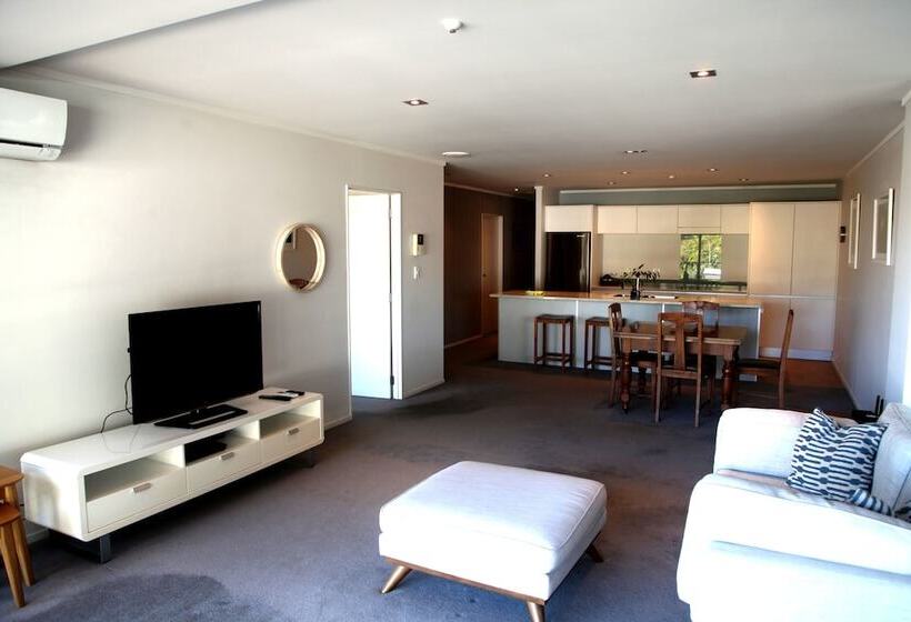 Quayside Apartments