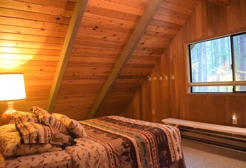 Rainier Retreat