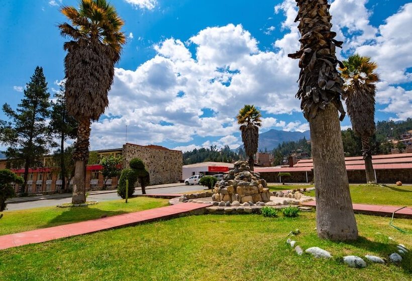 Real Hotel Huascaran