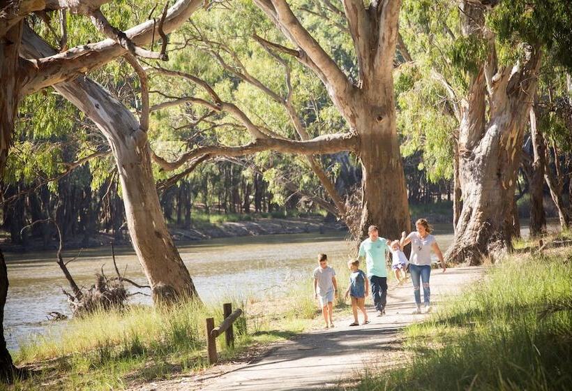 استراحتگاه Big4 Deniliquin Holiday Park