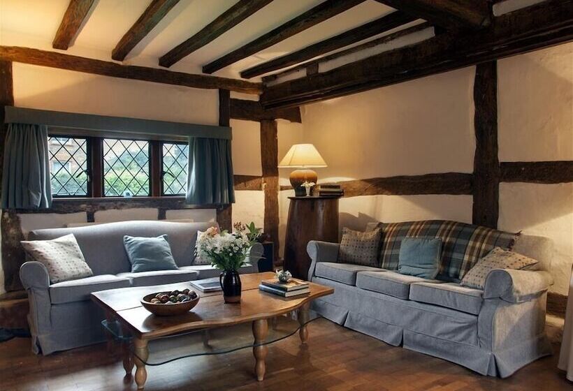 The Yeoman's House