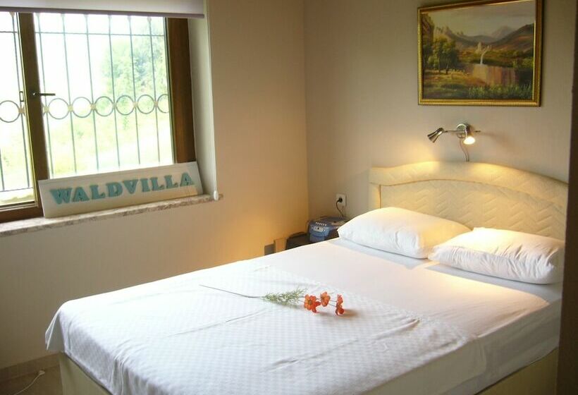 Waldvilla