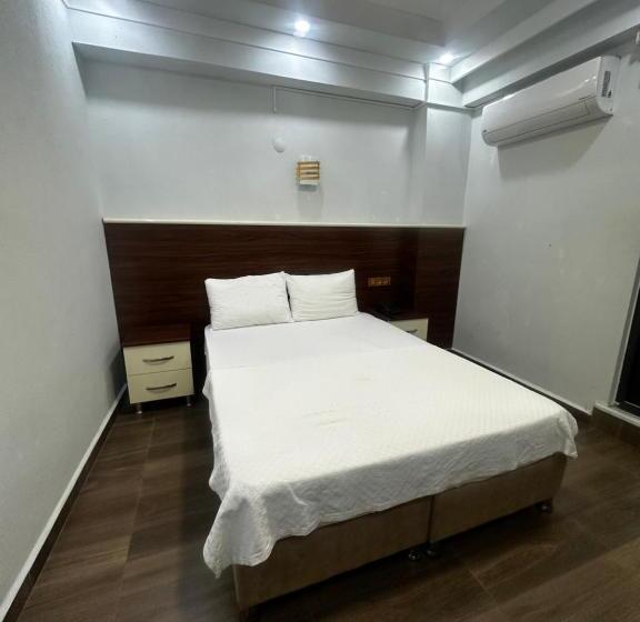 Ada Motel