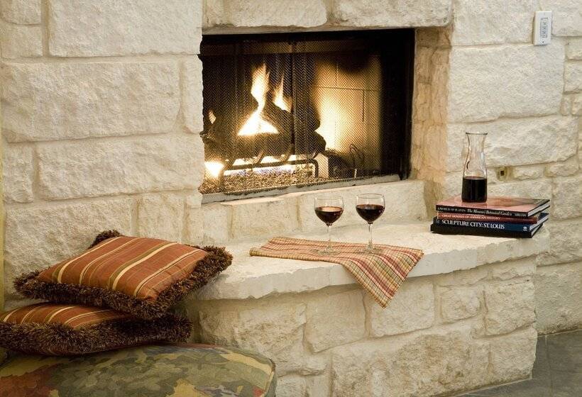 تختخواب و صبحانه Blair House Inn