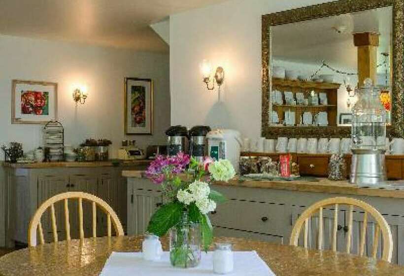 צימר Lareau Farm Inn