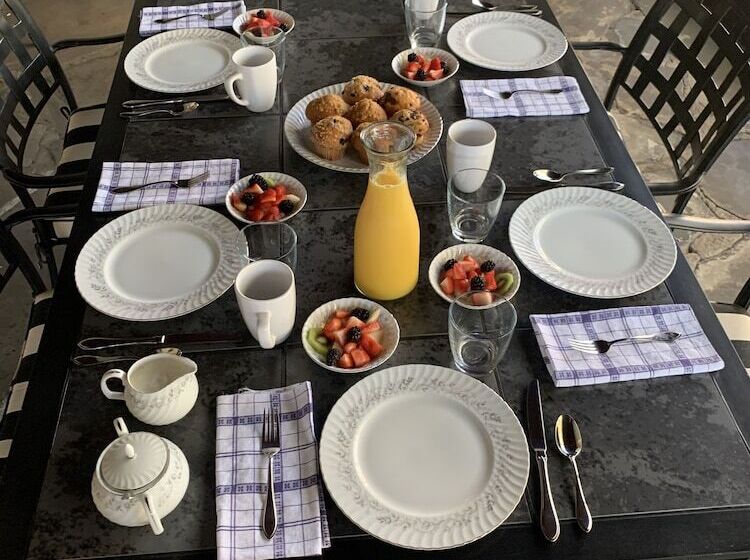 Centennial Inn Bed & Breakfast