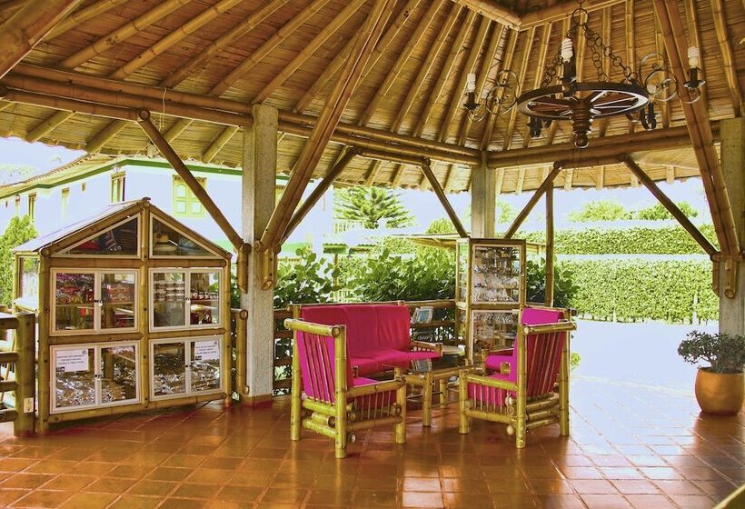 Eco Hotel Santa Barbara