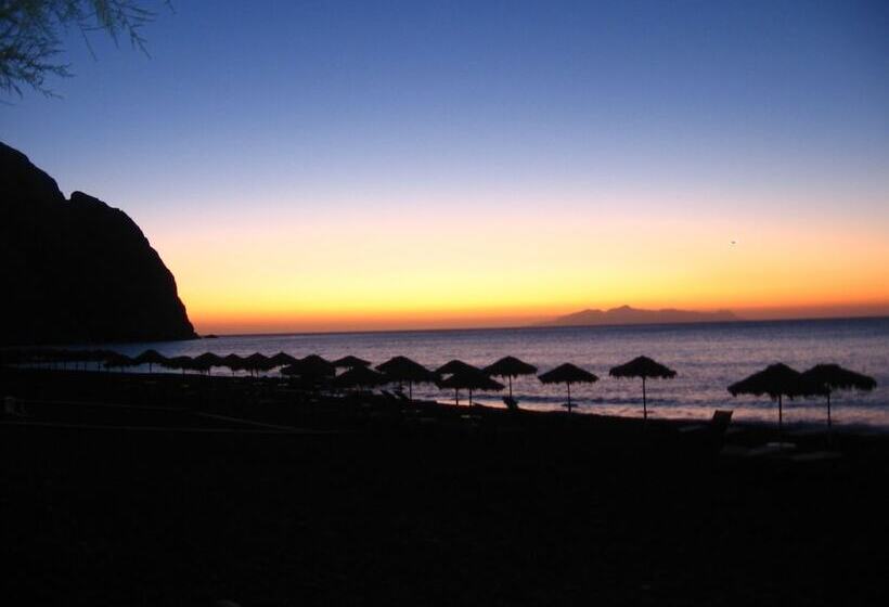 Evelina Beach Pension A Breath Away From The Black Beach Offer Plenty Of Accommodation Type To Suit