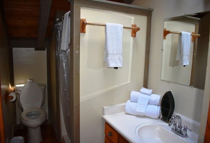 Fish Trap Cabin