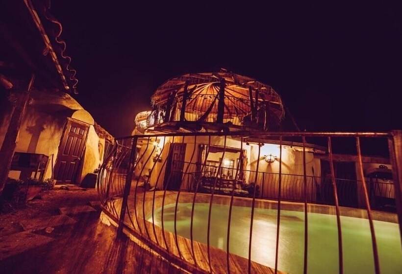 פונדק Refugio Capullos De Luna