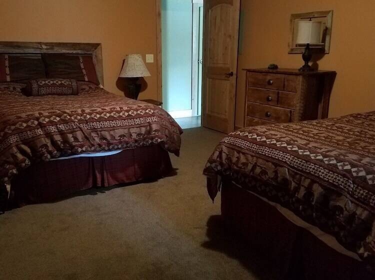 هتل 406 Lodge At Yellowstone