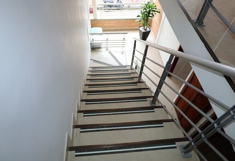 هتل Ayenda Torre 2