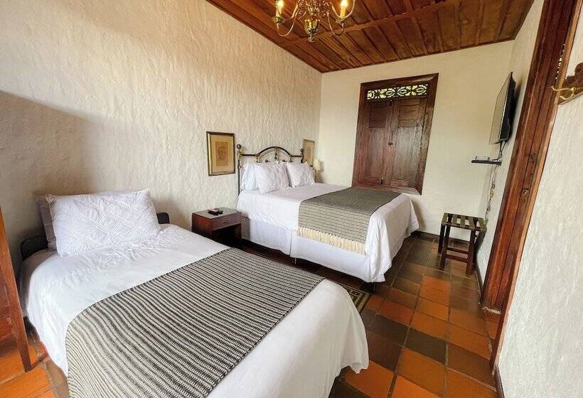 هتل Delirio Campestre