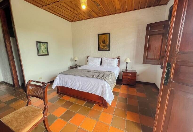 هتل Delirio Campestre