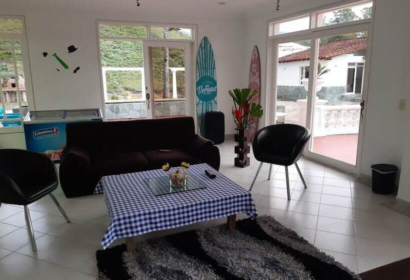 فندق Centro Vacacional Casa Blanca