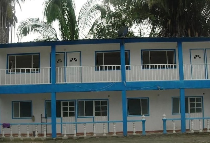 هتل Centro Vacacional Maria Dayana