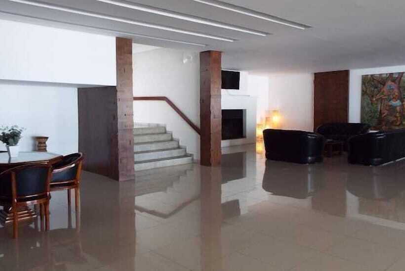 فندق Coroados