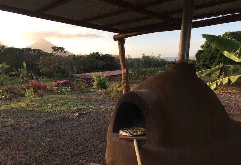 هتل Finca Ometepe