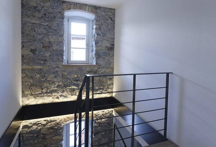 هتل Haus Heimat 1883