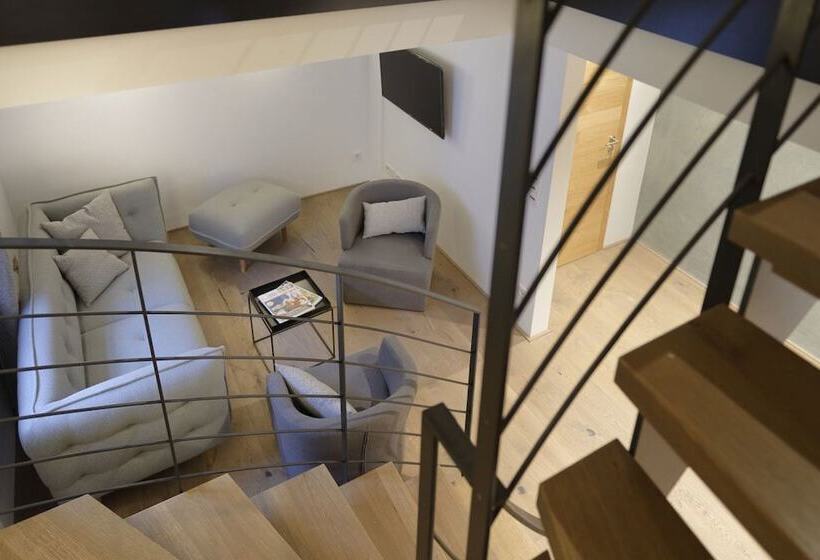 هتل Haus Heimat 1883