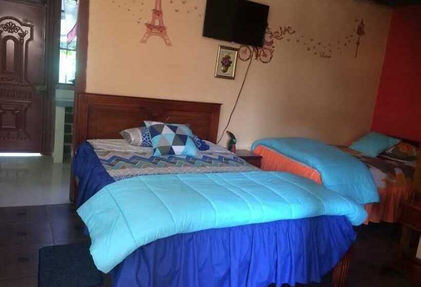 فندق Hospedaje Familiar Valentina