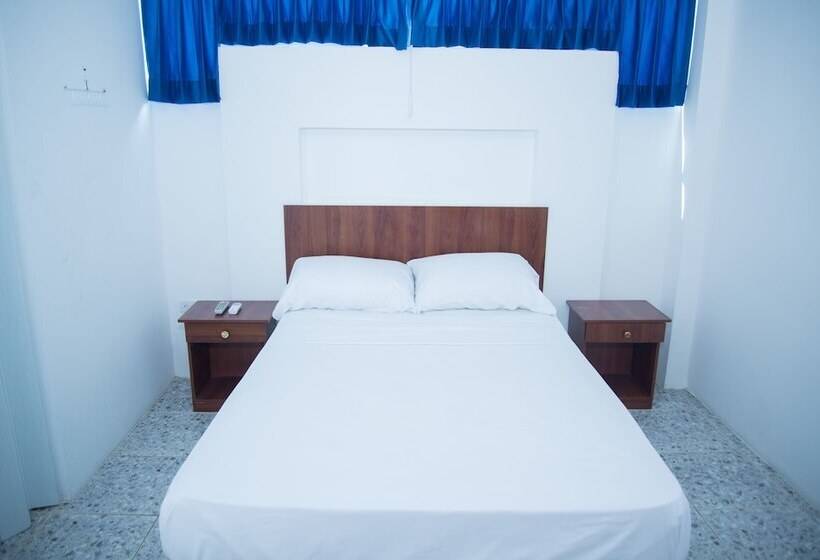 هتل Hosteria La Costanera