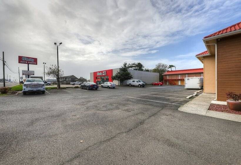 בית מלון כפרי Newport Inn & Suites By Oyo Rooms