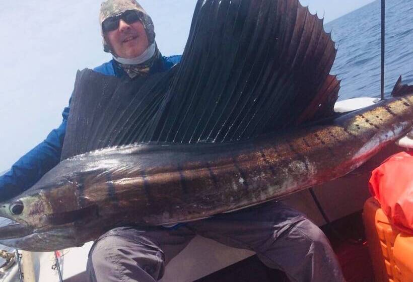 هتل Pacific Lodge