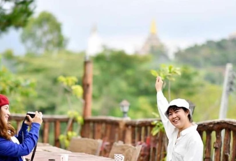 هتل Phusiatfha Resort