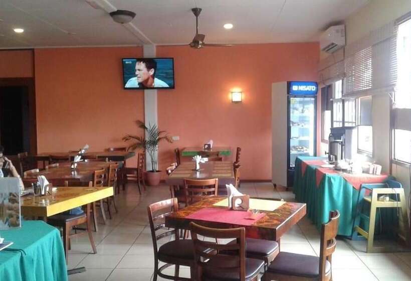 هتل Residence Inn Nickerie