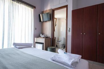 پانسیون Cyrenia Guesthouse