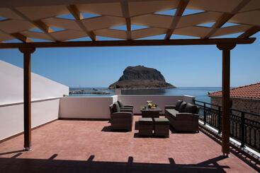 پانسیون Cyrenia Guesthouse