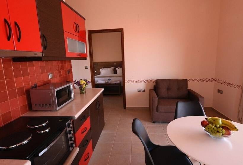پانسیون Cyrenia Guesthouse