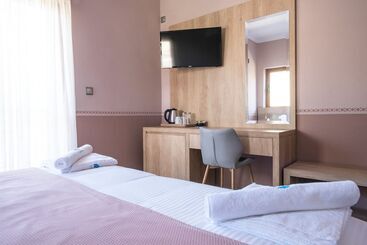 پانسیون Cyrenia Guesthouse