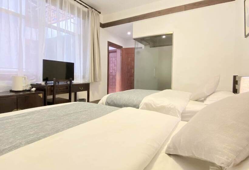 펜션 Fenghuang Hemu House