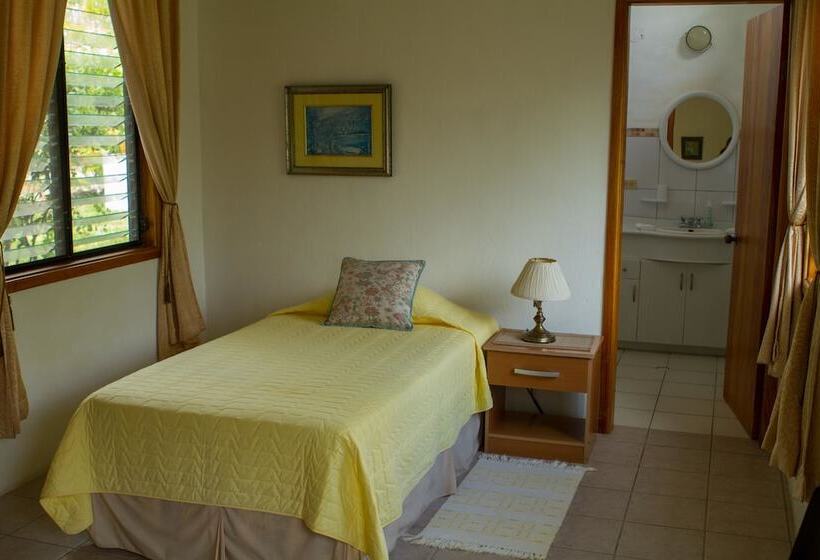 پانسیون Jean's Home