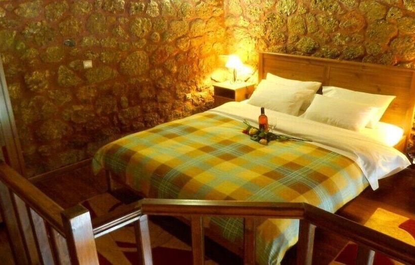 پانسیون Paliokastro Guesthouse