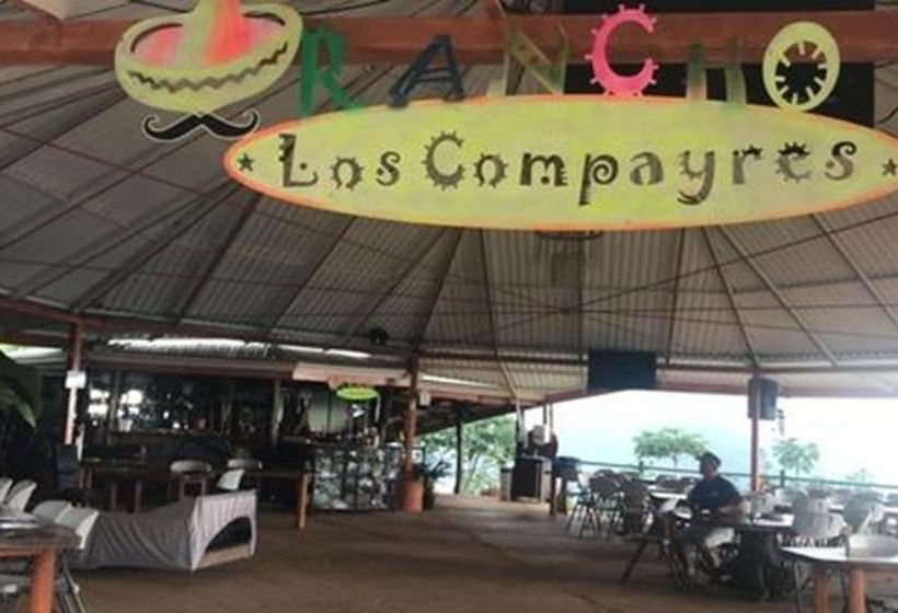צימר Rancho Los Compayres